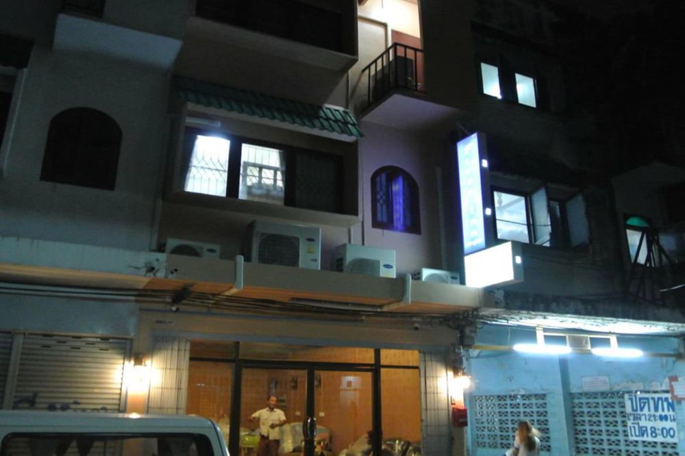 Bed Dee Time Hostel Bangkok Kültér fotó