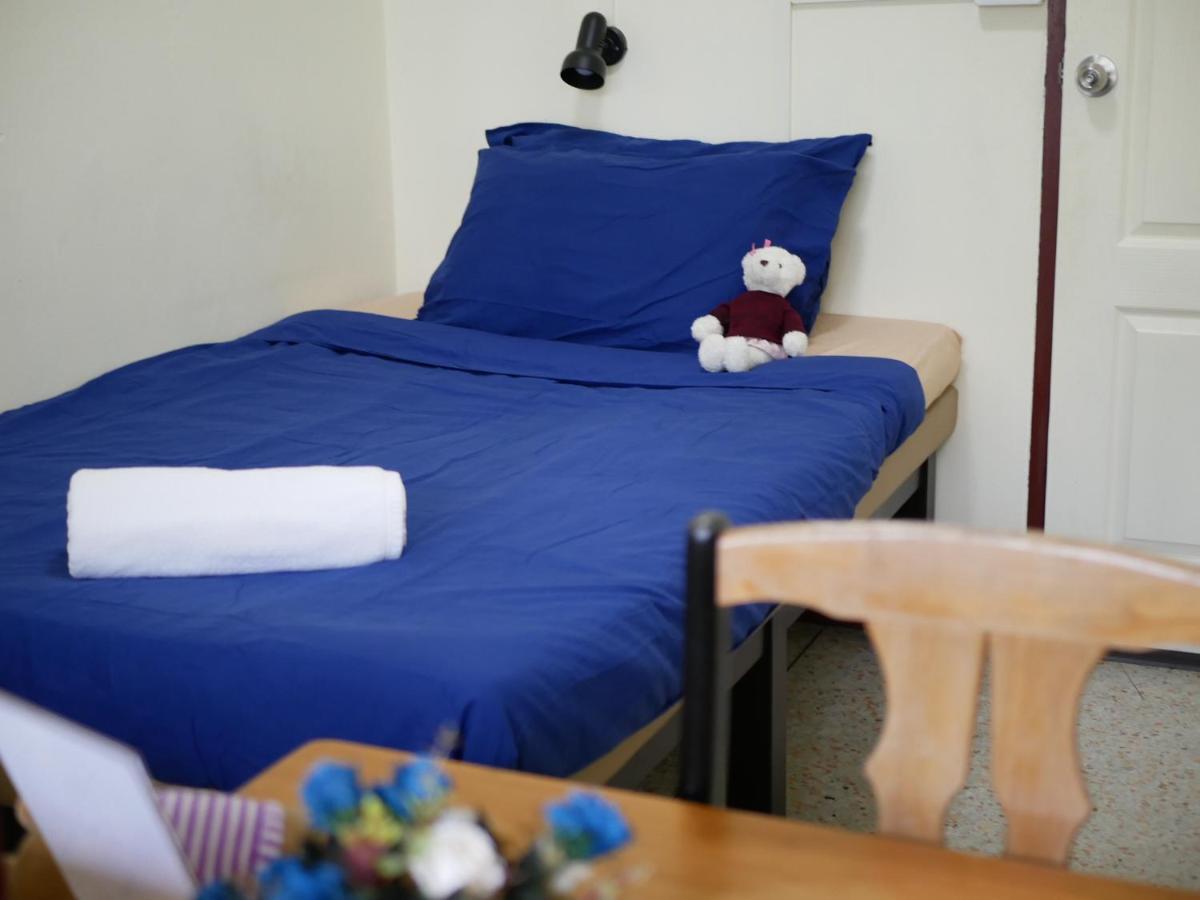 Bed Dee Time Hostel Bangkok Kültér fotó